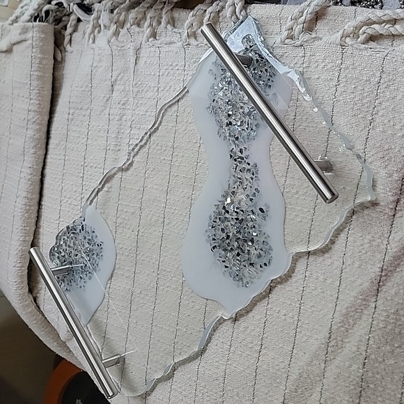 Handcrafted Resin Shattered Glass Effect Serving Tray Silver White Sparkly - Picture 4 of 5